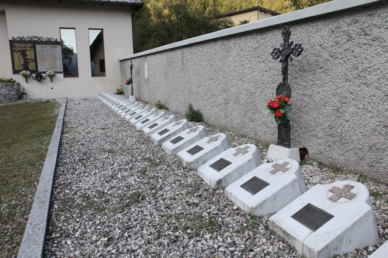 Cimitero-di-Pontafel-Gabriele-Menis-PromoTurismoFVG2