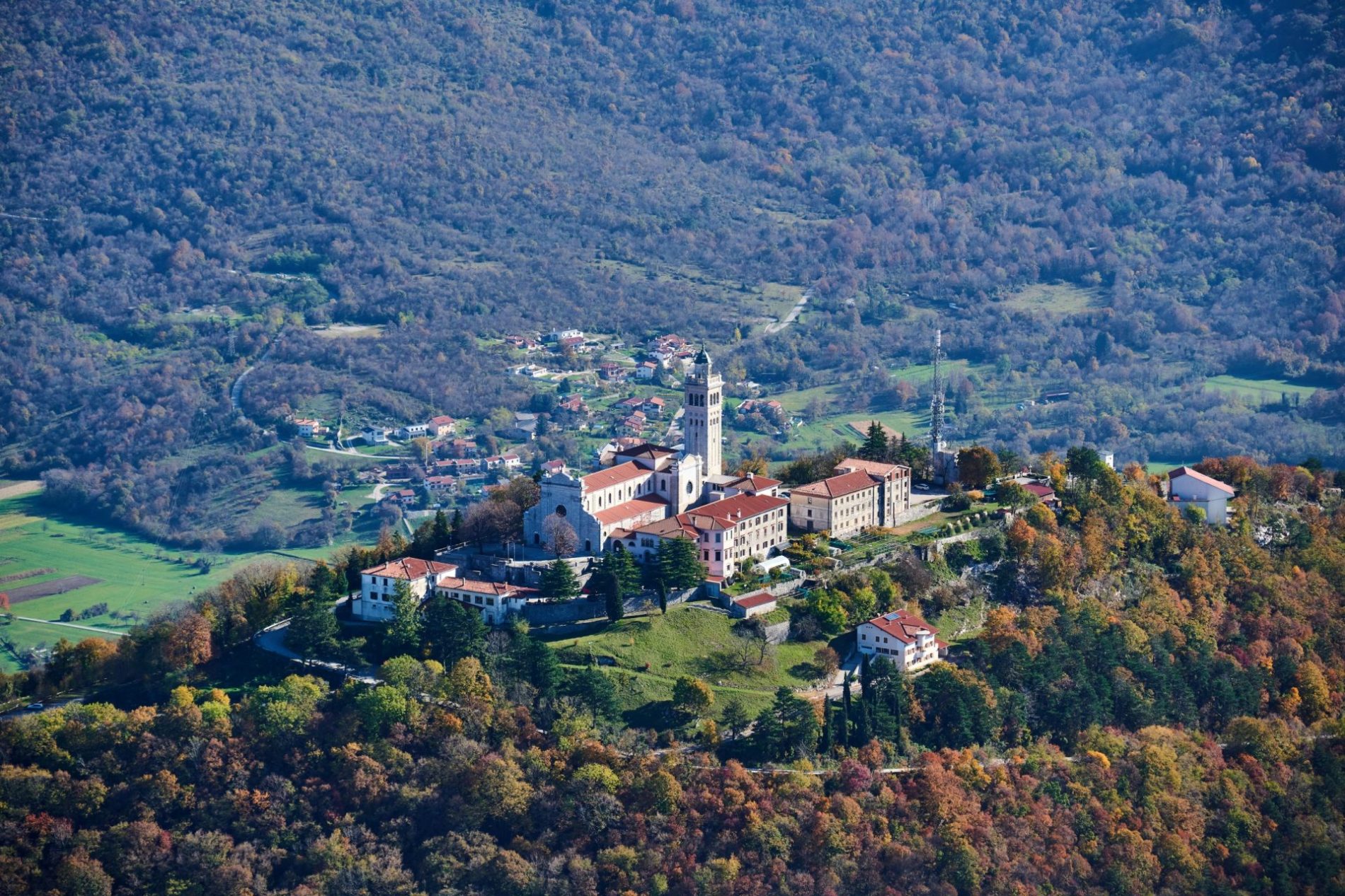 Sveta-Gora-Matevz-Lenarcic-Aerovizija1