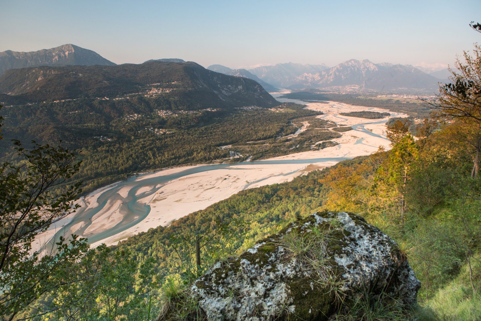 Itinerario-del-complesso-fortificato-del-Monte-di-Ragogna-PromoTurismoFVG